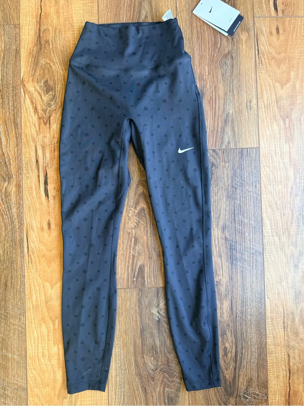 Nike Women’s Black Polka Dot High-Waist Leggings